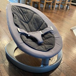 Nuna Leaf Baby Rocker